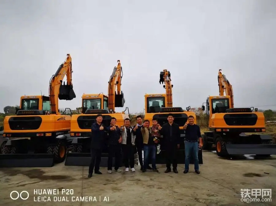 【晋击者·用户说】四年买8台晋工轮挖，培养了20多个老板，跟老郭开挖机的人都发了