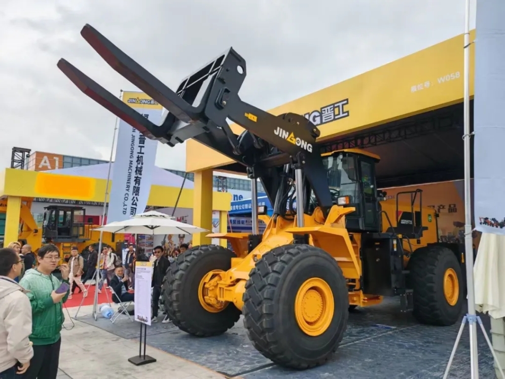 2025厦门国际石材展盛大开幕！晋工机械携单项冠军产品——叉装机重磅登场！